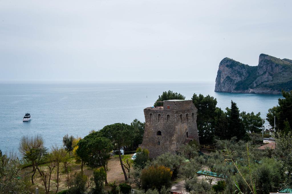 Torre Turbolo Apartments Massa Lubrense Exterior photo